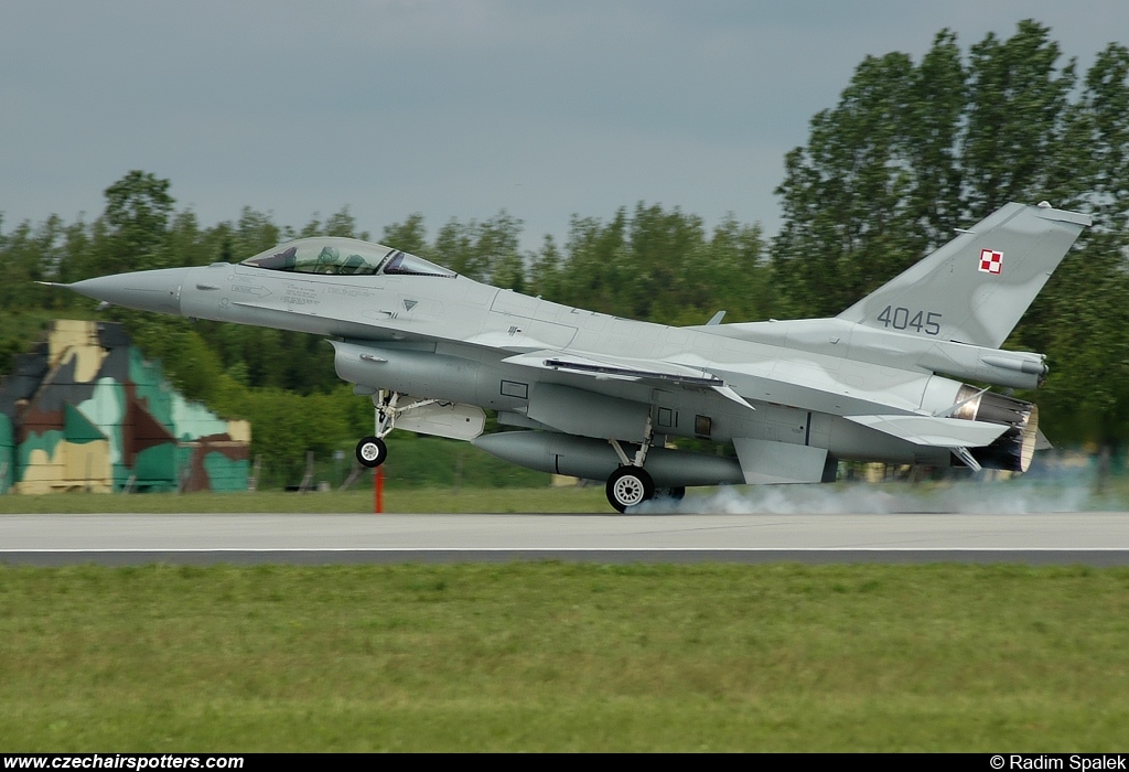 Poland - Air Force &ndash; Lockheed F-16CJ Fighting Falcon 4045