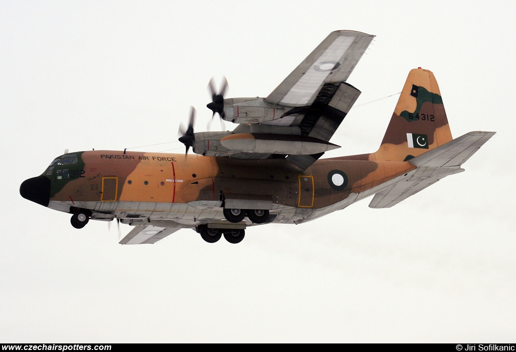 Pakistan - Air Force &ndash; Lockheed C-130E Hercules 64312
