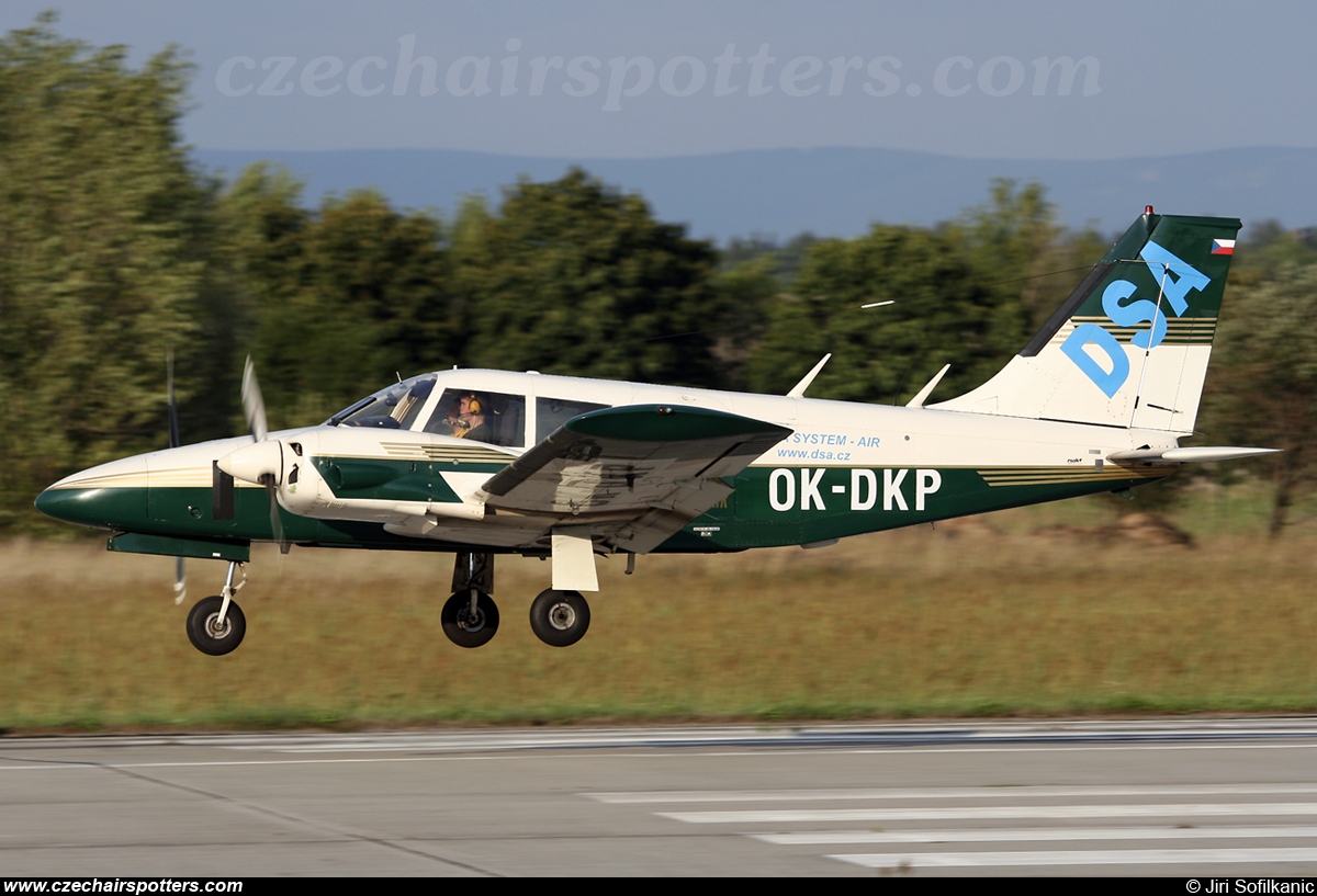 Delta System-AIR a.s. &ndash; Piper  PA-34-200 Seneca OK-DKP