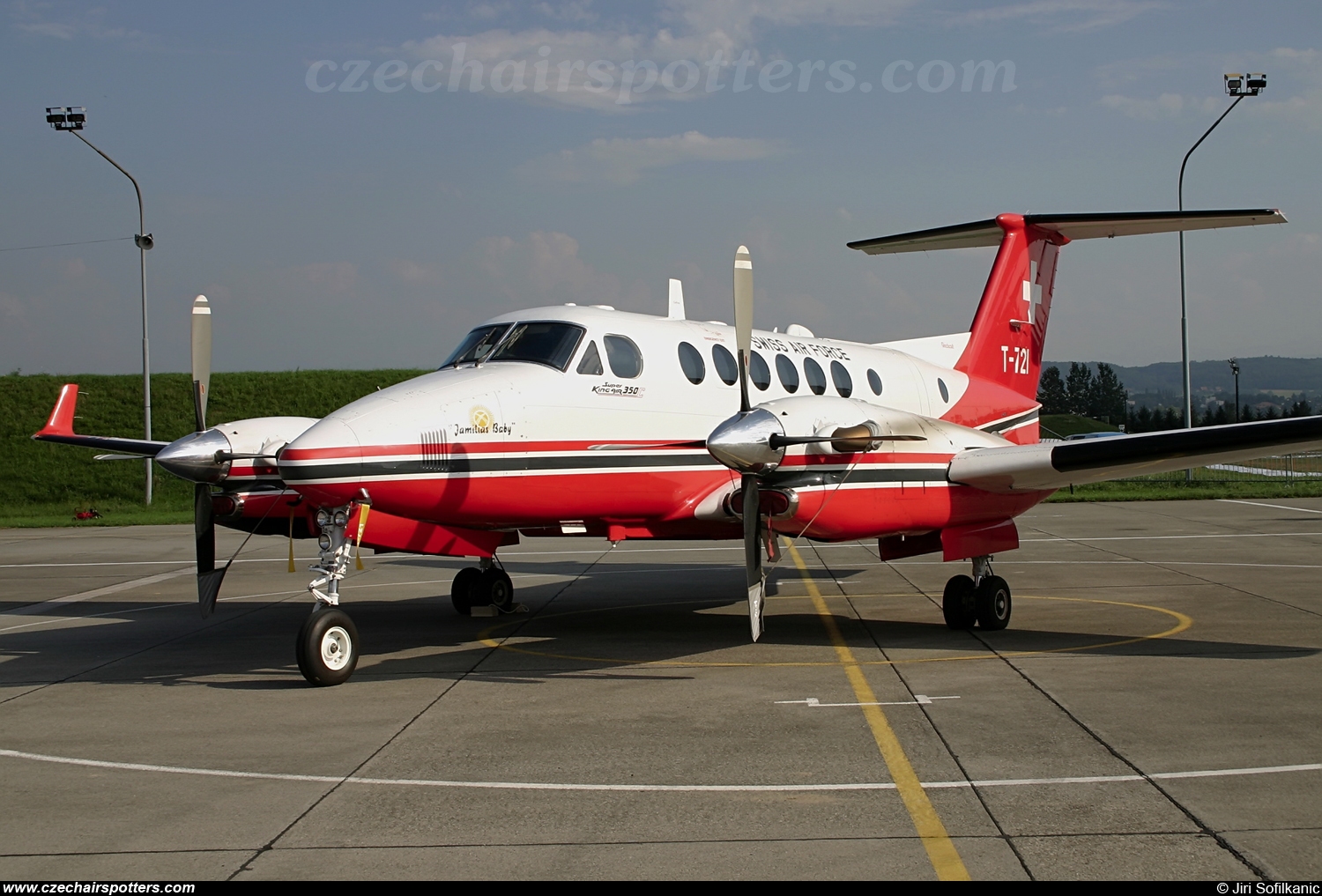 Switzerland - Air Force &ndash; Beech Super King Air 350C (B300C) T-721