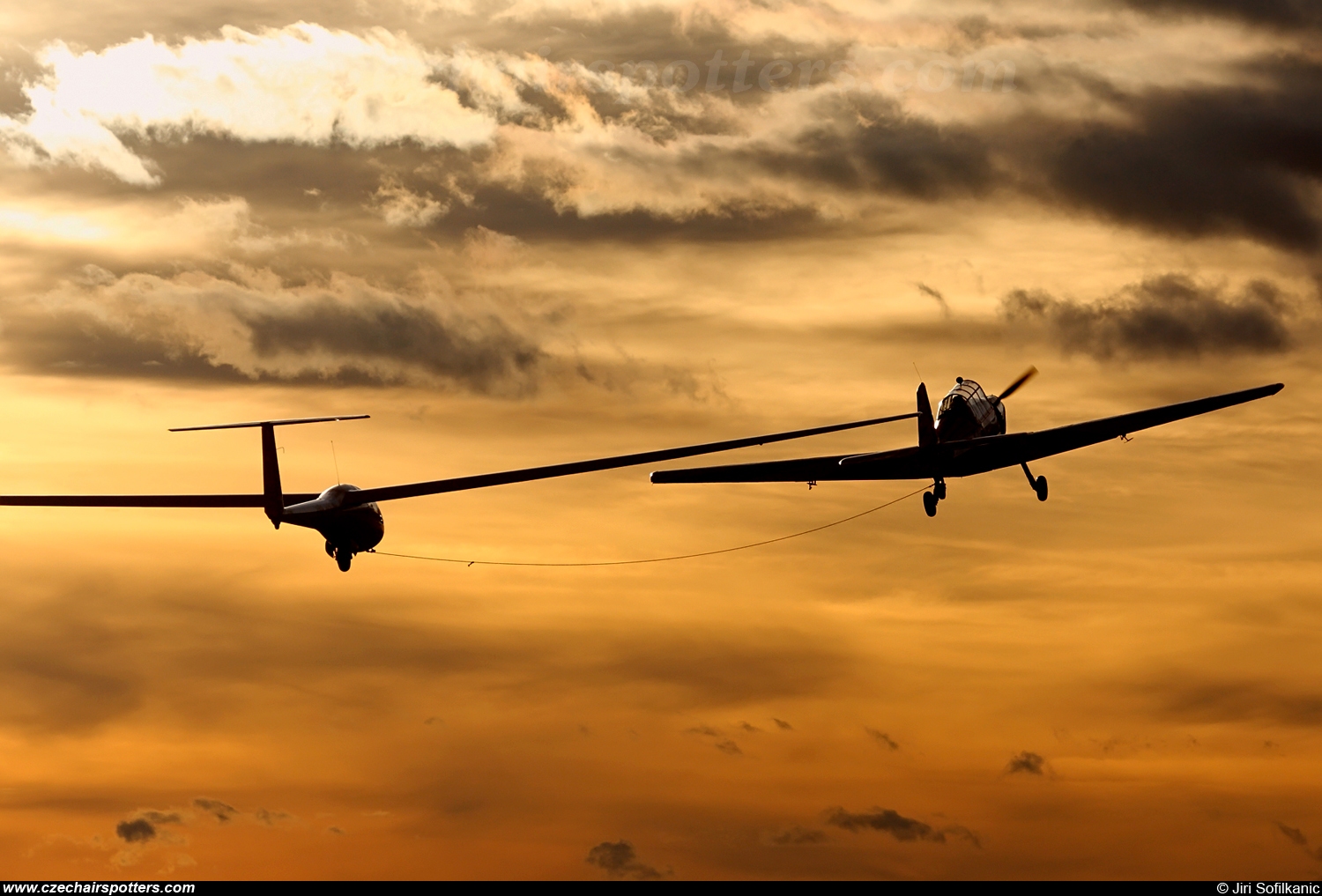 Aeroklub Pardubice &ndash; Zlin Z-226MS OK-KMR