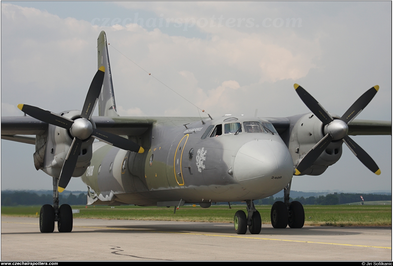 Czech - Air Force &ndash; Antonov An-26B-100  2408
