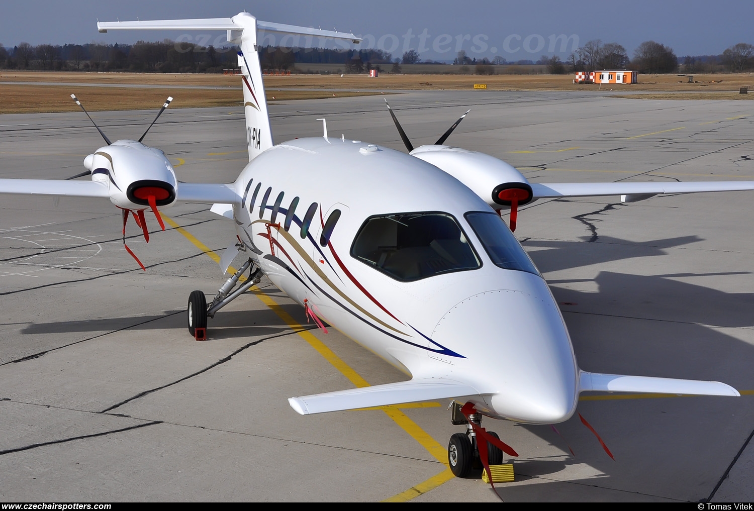 Icarus Aviation &ndash; Piaggio Aero P.180 Avanti II OK-PIA