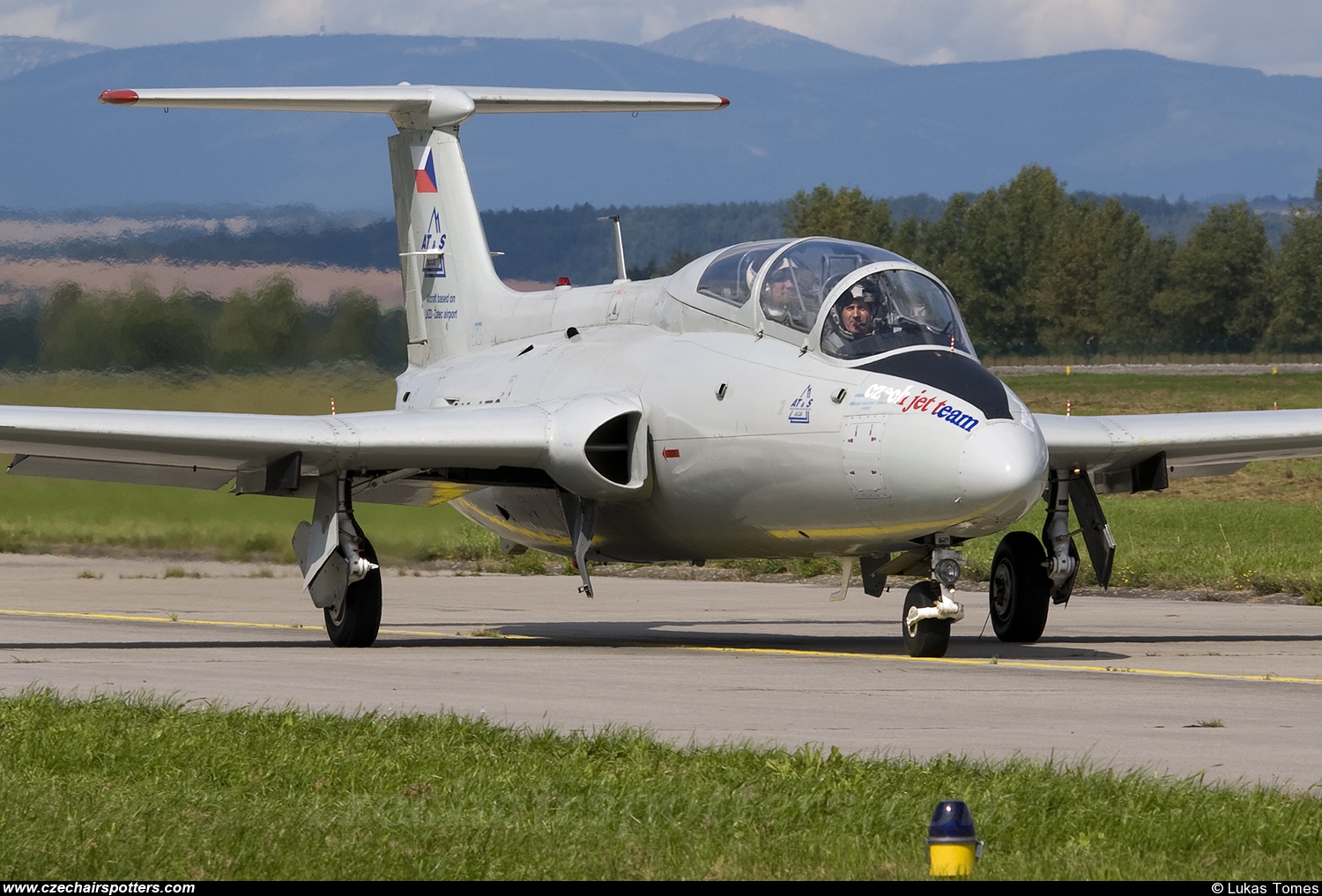 Aviation Technologies and Services &ndash; Aero L-29 Delfin OK-ATS
