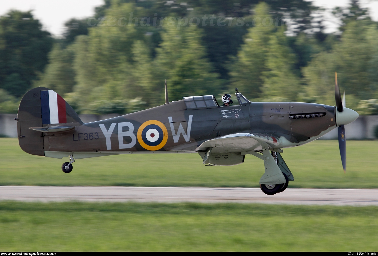 UK - Air Force &ndash; Hawker Hurricane Mk IIC LF363 / YB-W