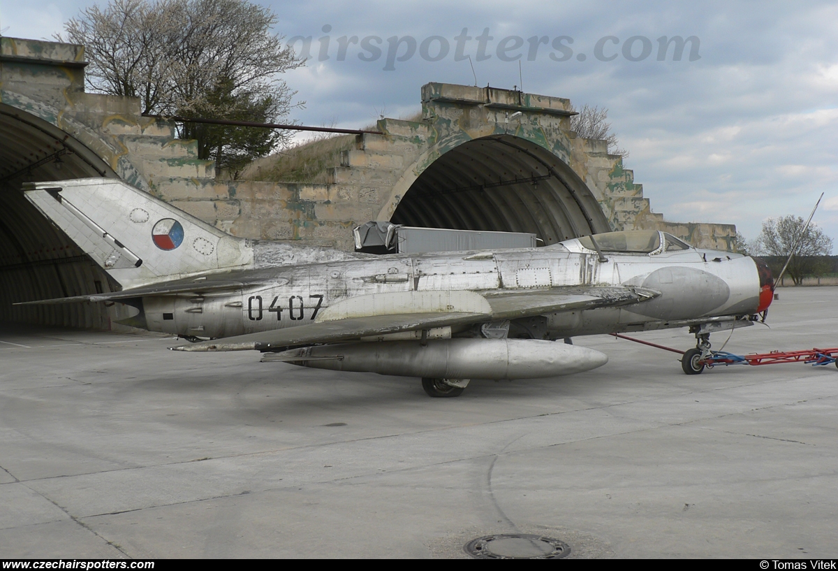 Czechoslovakia - Air Force &ndash; Mikoyan-Gurevich MiG-19 Farmer A 0407
