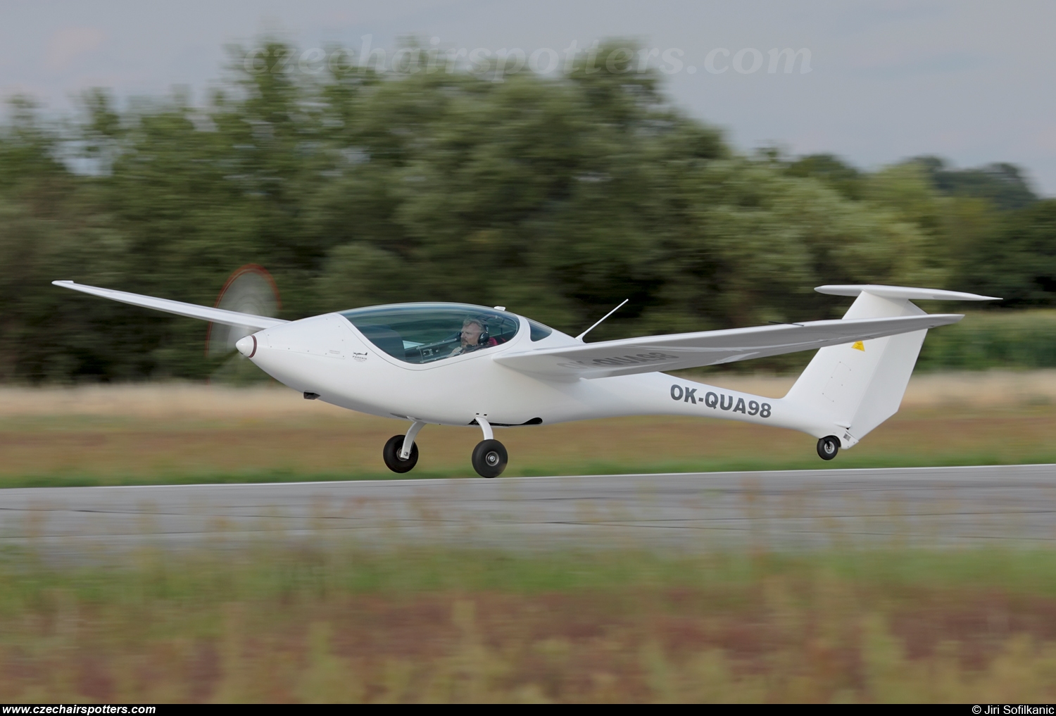 Phoenix Air &ndash; Phoenix Air D-14 Phoenix OK-QUA98