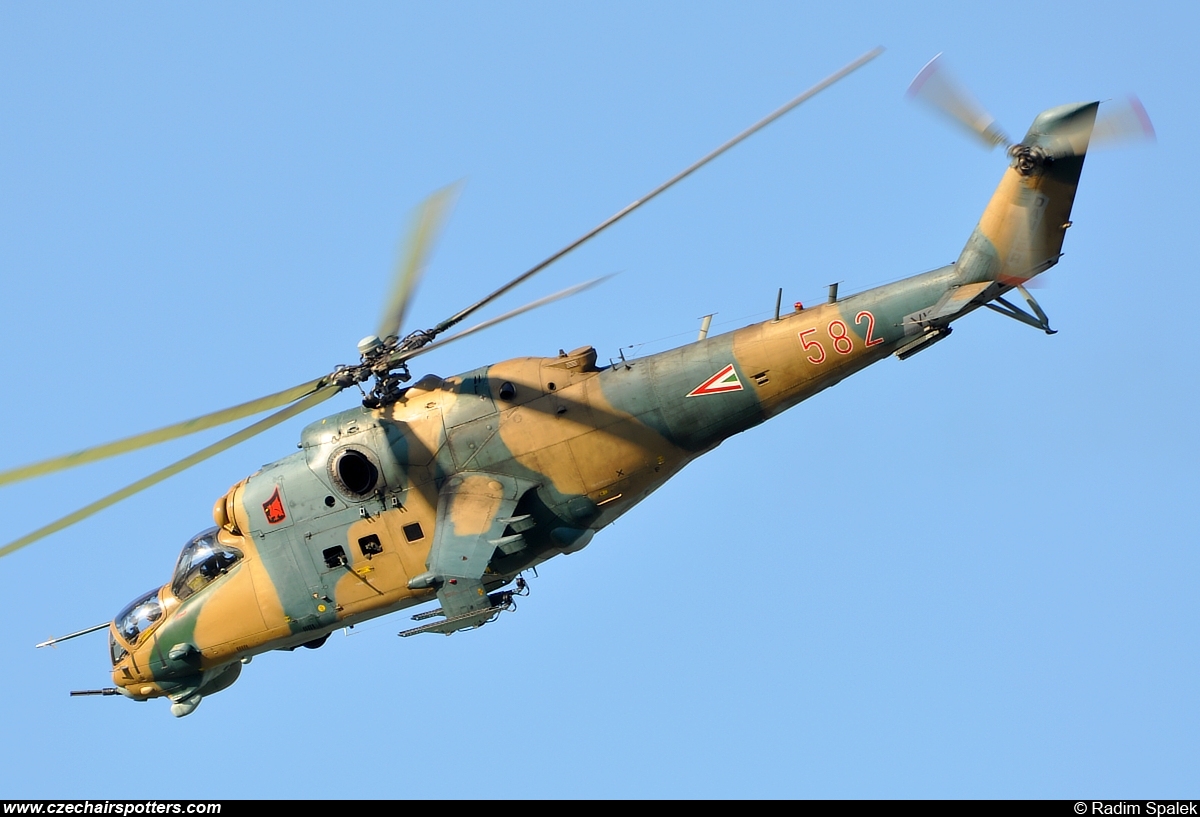 Hungary - Air Force &ndash; Mil Mi-24D Hind 582