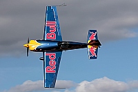 Red Bull Racing Team – Extra EA-300SR HA-BES