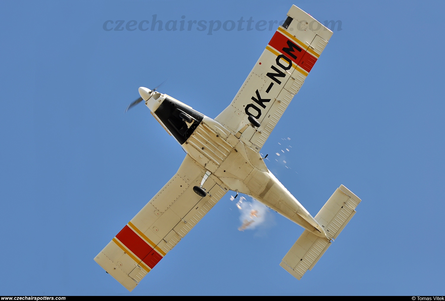 Aeroklub Ceske Republiky &ndash; Zlin Z-142CAF OK-NOM