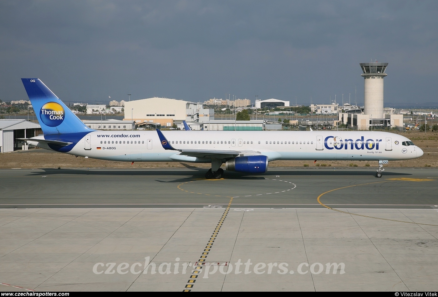 Condor ( CFG . DE ) &ndash; Boeing B757-258/ER D-ABOG