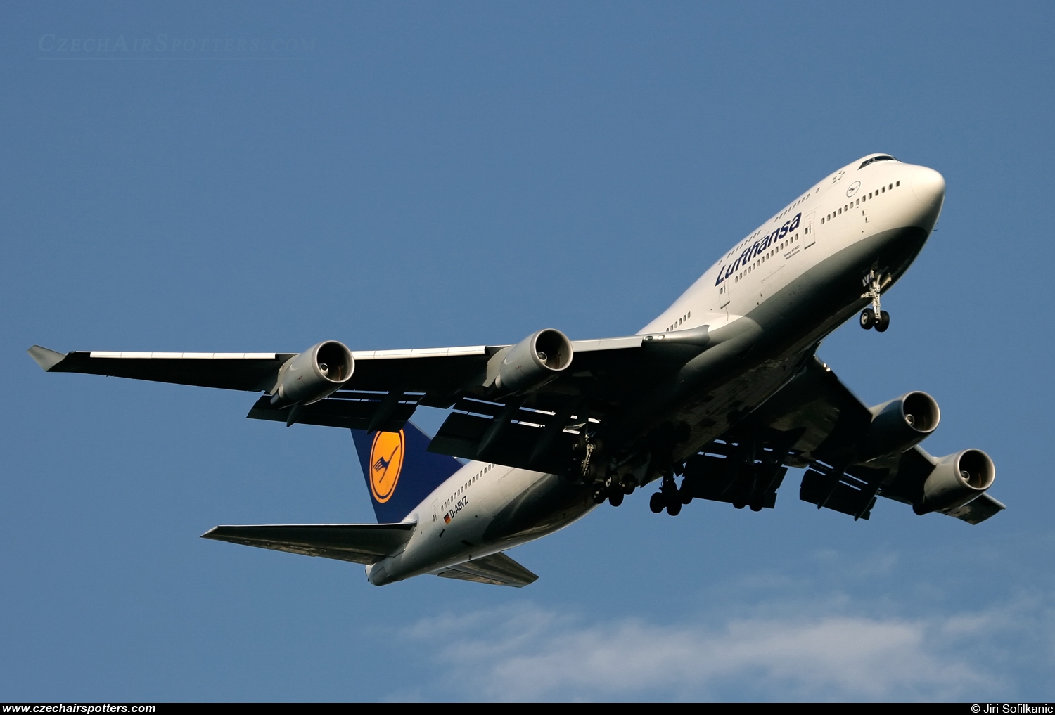 Lufthansa (DLH) &ndash; Boeing B747-430M D-ABVZ