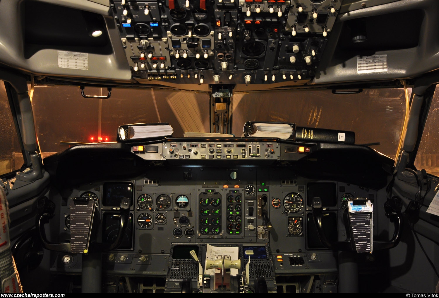 Central Charter Airlines &ndash; Boeing B737-31S OK-CCA
