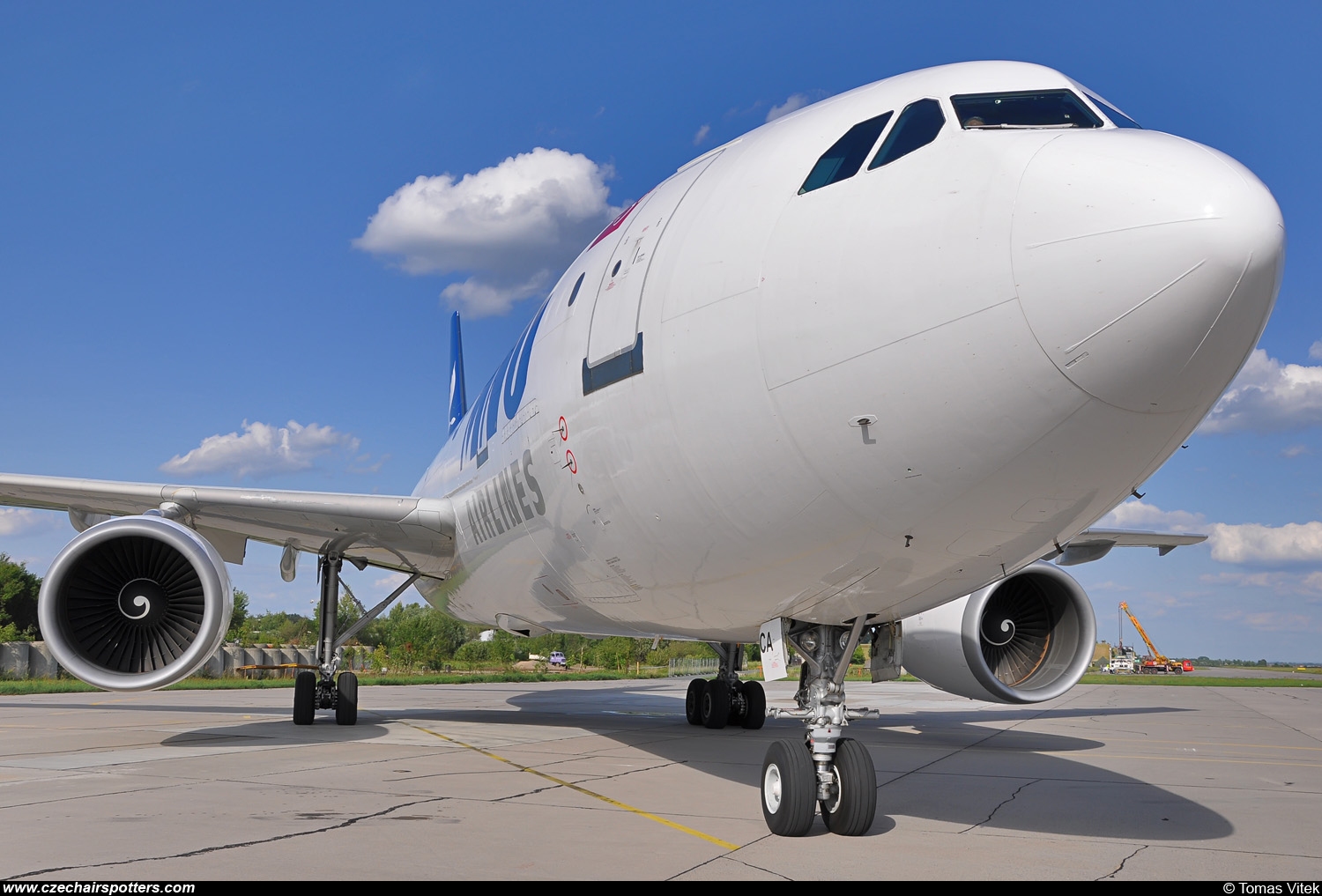 MNG Airlines ( MNB , MB ) &ndash; Airbus A300B4-203F TC-MCA