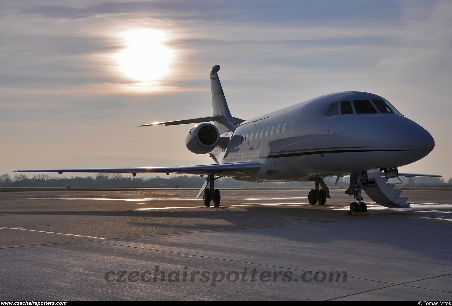 private &ndash; Dassault Falcon 2000EX G-LATE