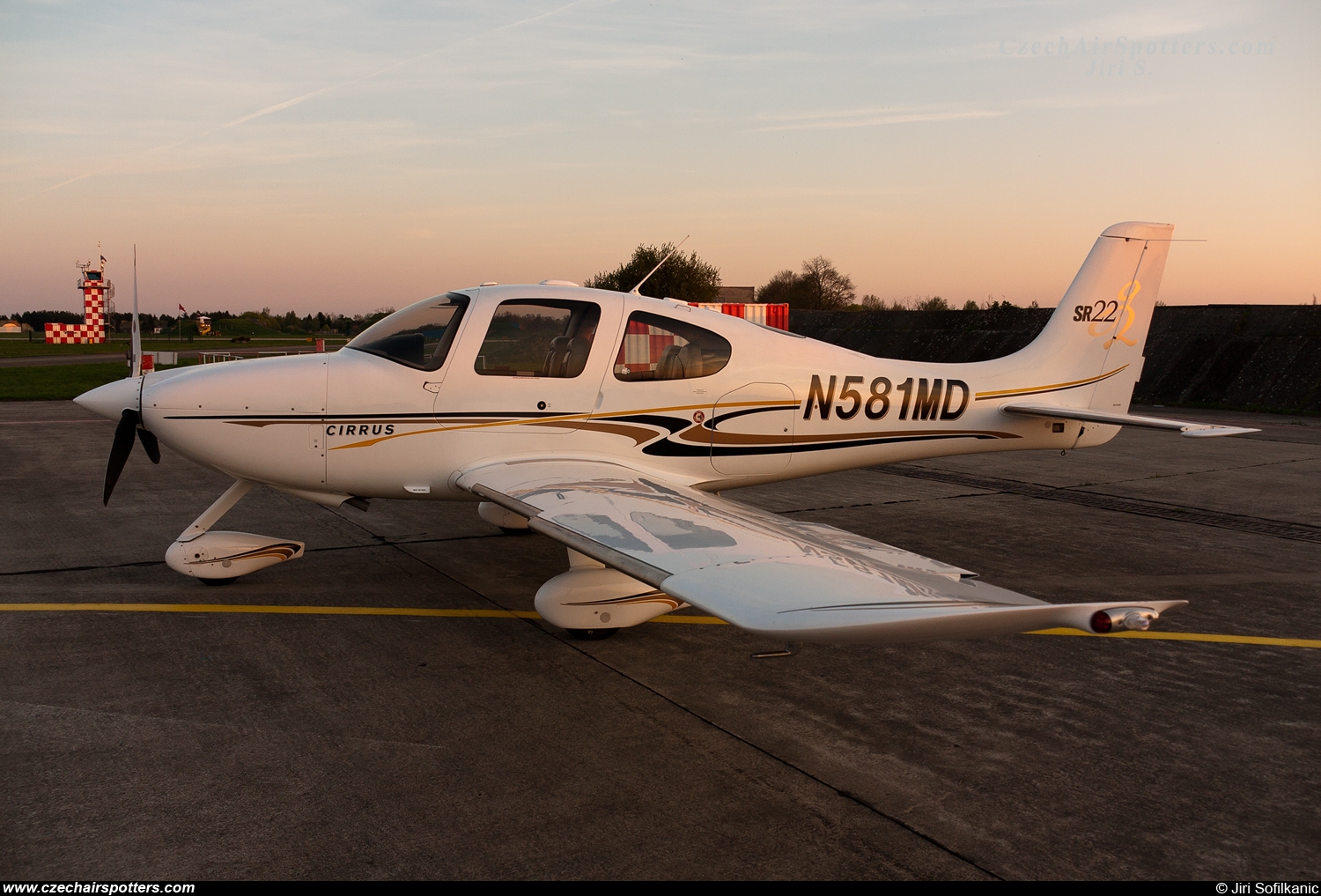 Am Aviation Llc &ndash; Cirrus SR22 G2 N581MD