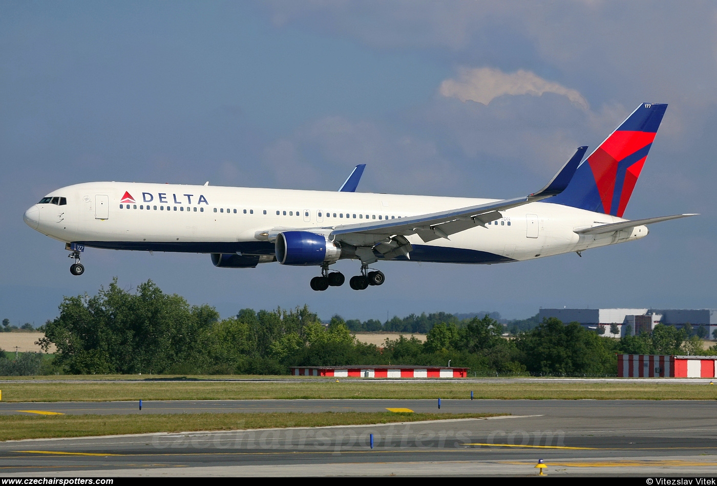 Delta Air Lines &ndash; Boeing B767-332/ER N177DN