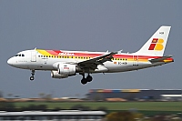 IBERIA ( IBE , IB ) – Airbus A319-111 EC-HGR