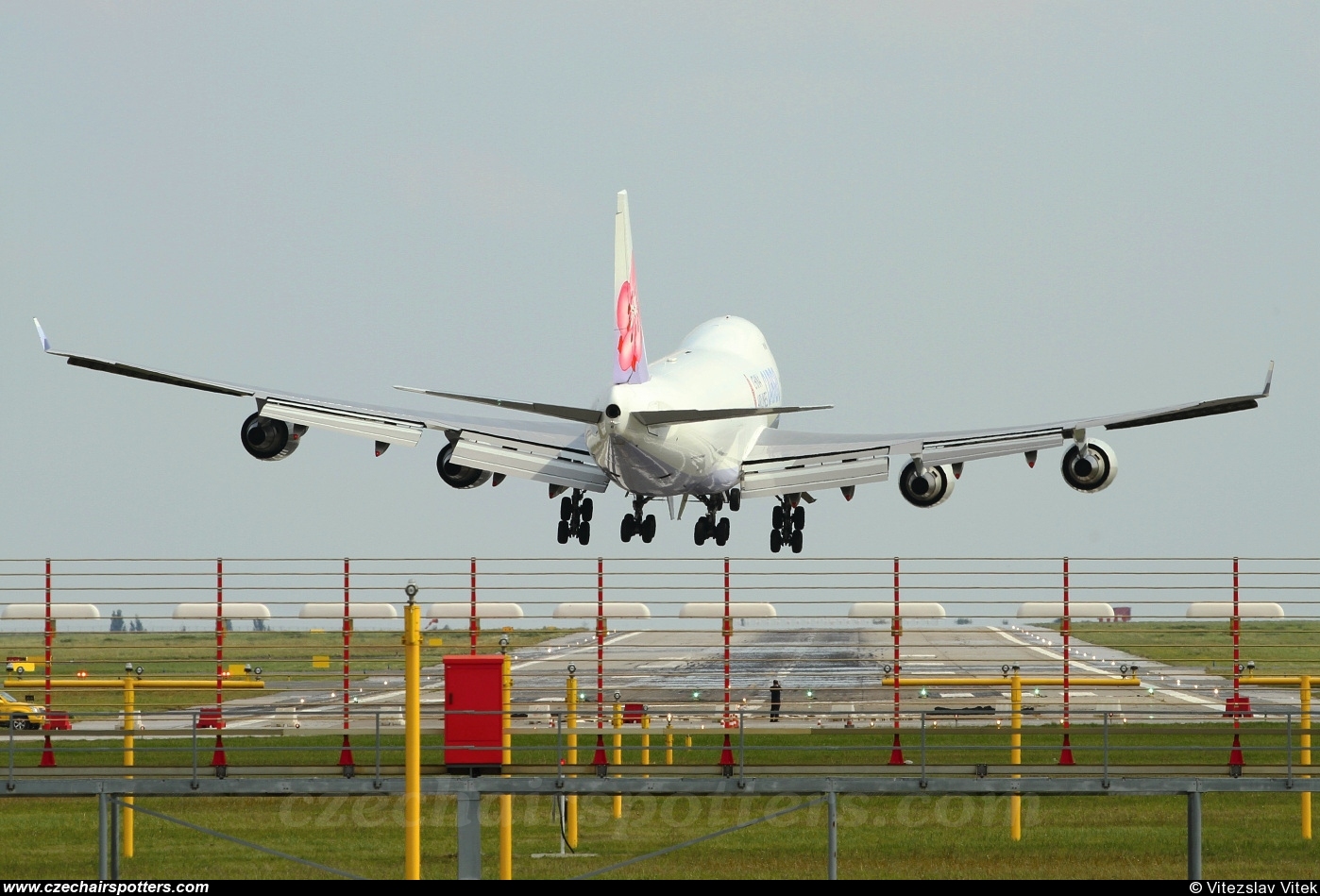 China Airlines (CAL) &ndash; Boeing B747-409F/SCD B-18718