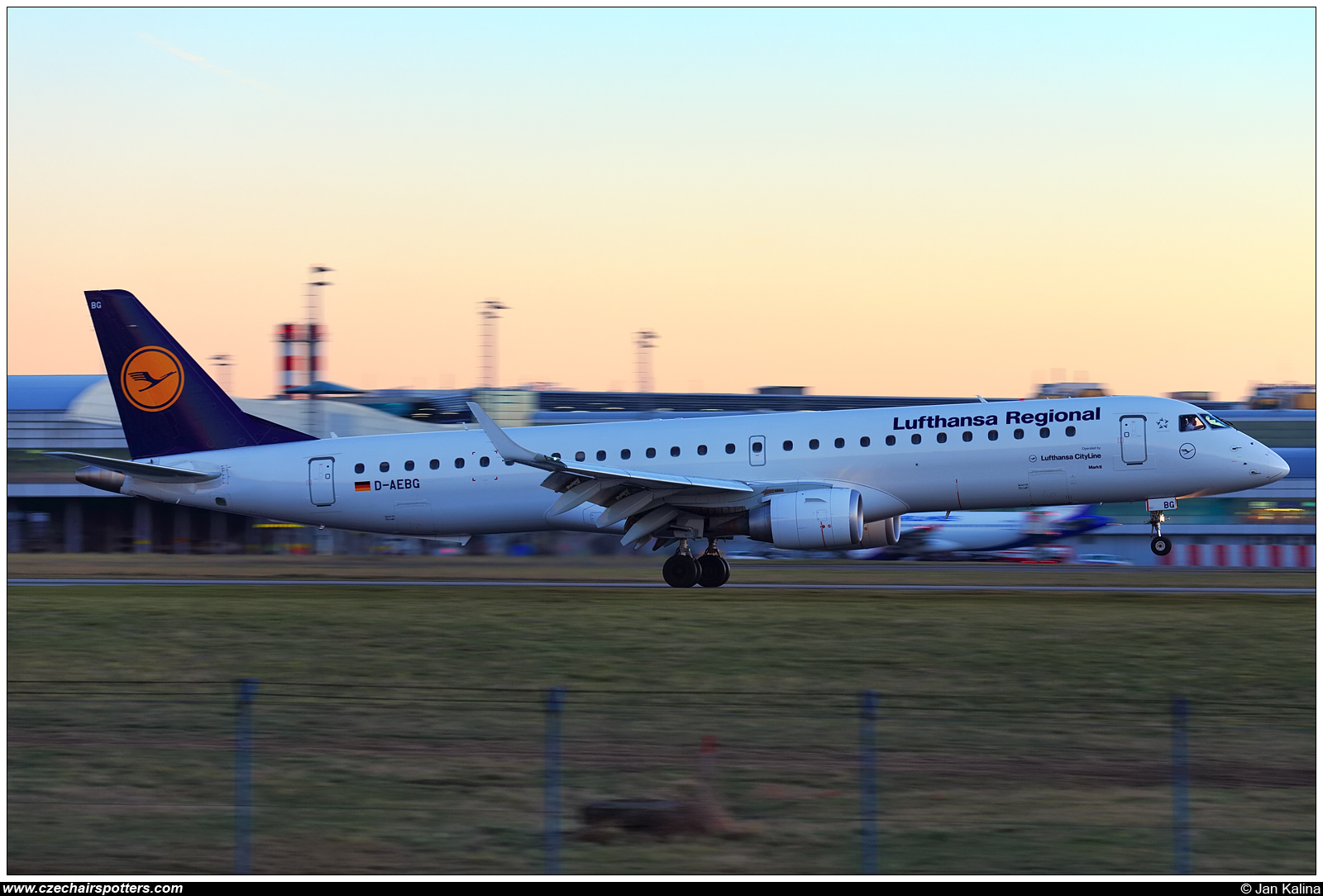 Lufthansa Regional - CityLine (CLH, CL) &ndash; Embraer ERJ-190-200LR 195LR D-AEBG