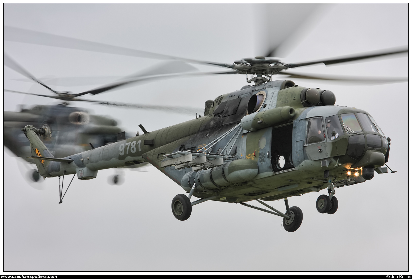 Czech - Air Force &ndash; Mil Mi-17-1(Sh) 9781