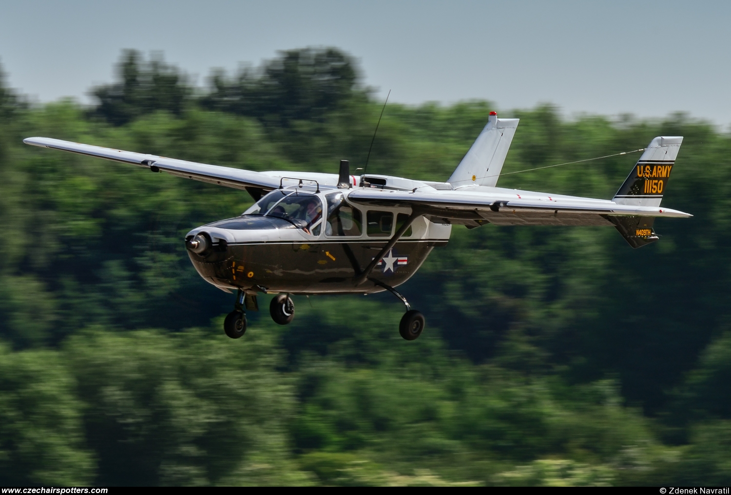 Airtrade &ndash; Cessna O-2A Super Skymaster N409TH