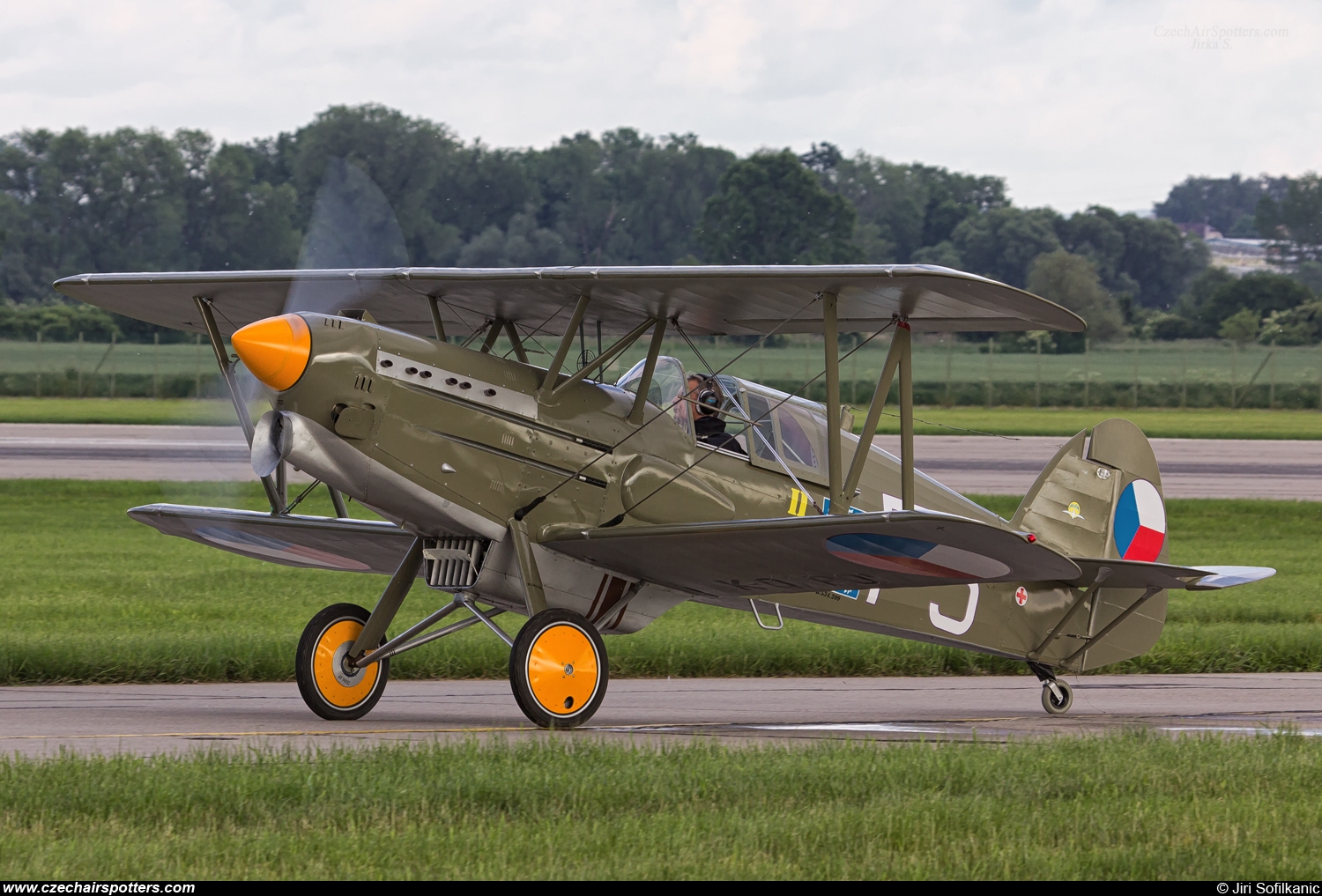 private &ndash; replika ULL Avie B-534 OK-QAB01