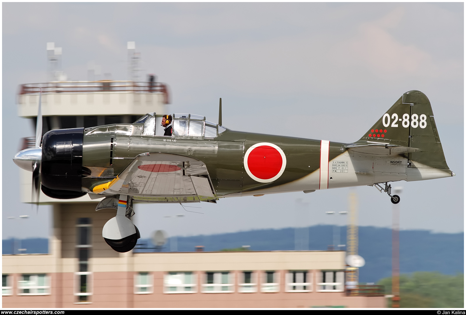 Airtrade &ndash; North American AT-6B Texan / Zero  ( Zexan ) N50RT / 02-888