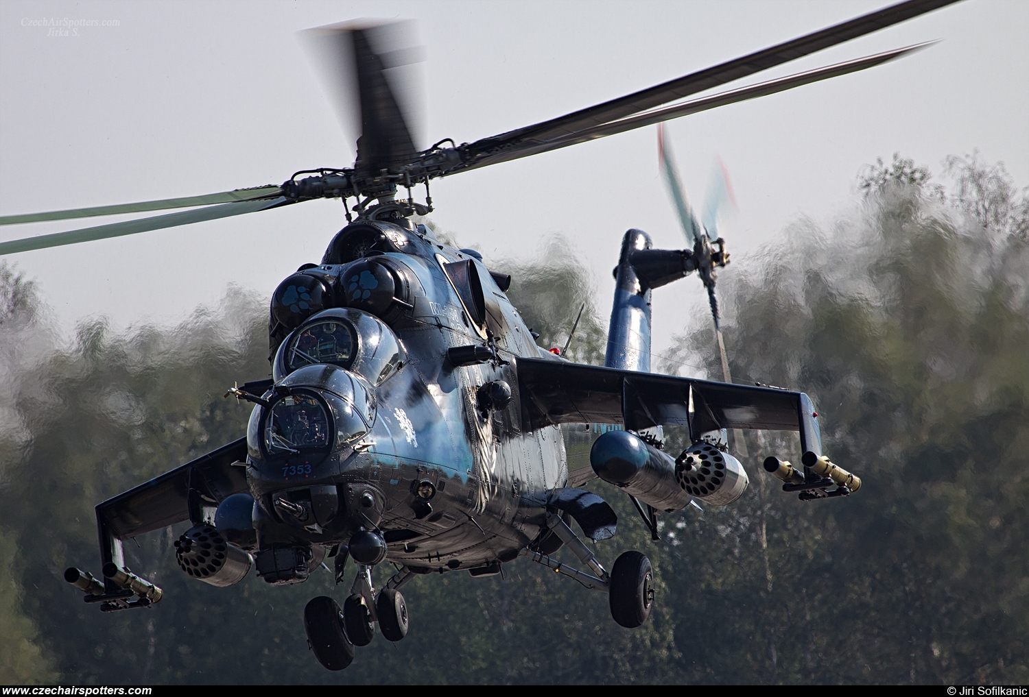 Czech - Air Force &ndash; Mil Mi-24V Hind 7353