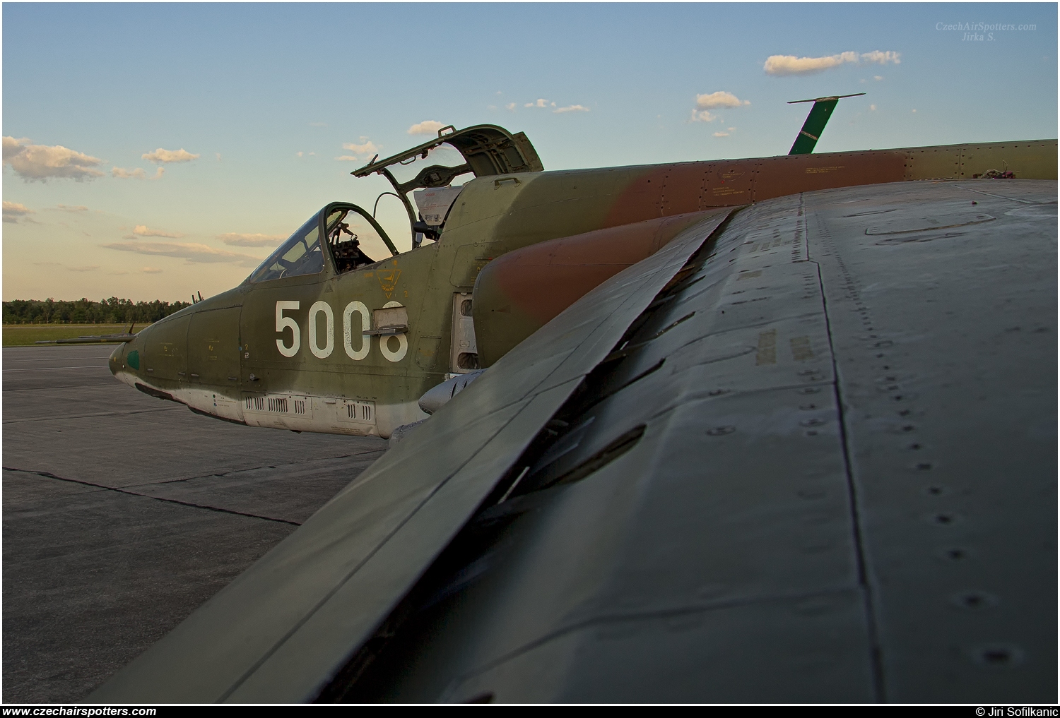 Czechoslovakia - Air Force &ndash; Sukhoi Su-25K Frogfoot 5008