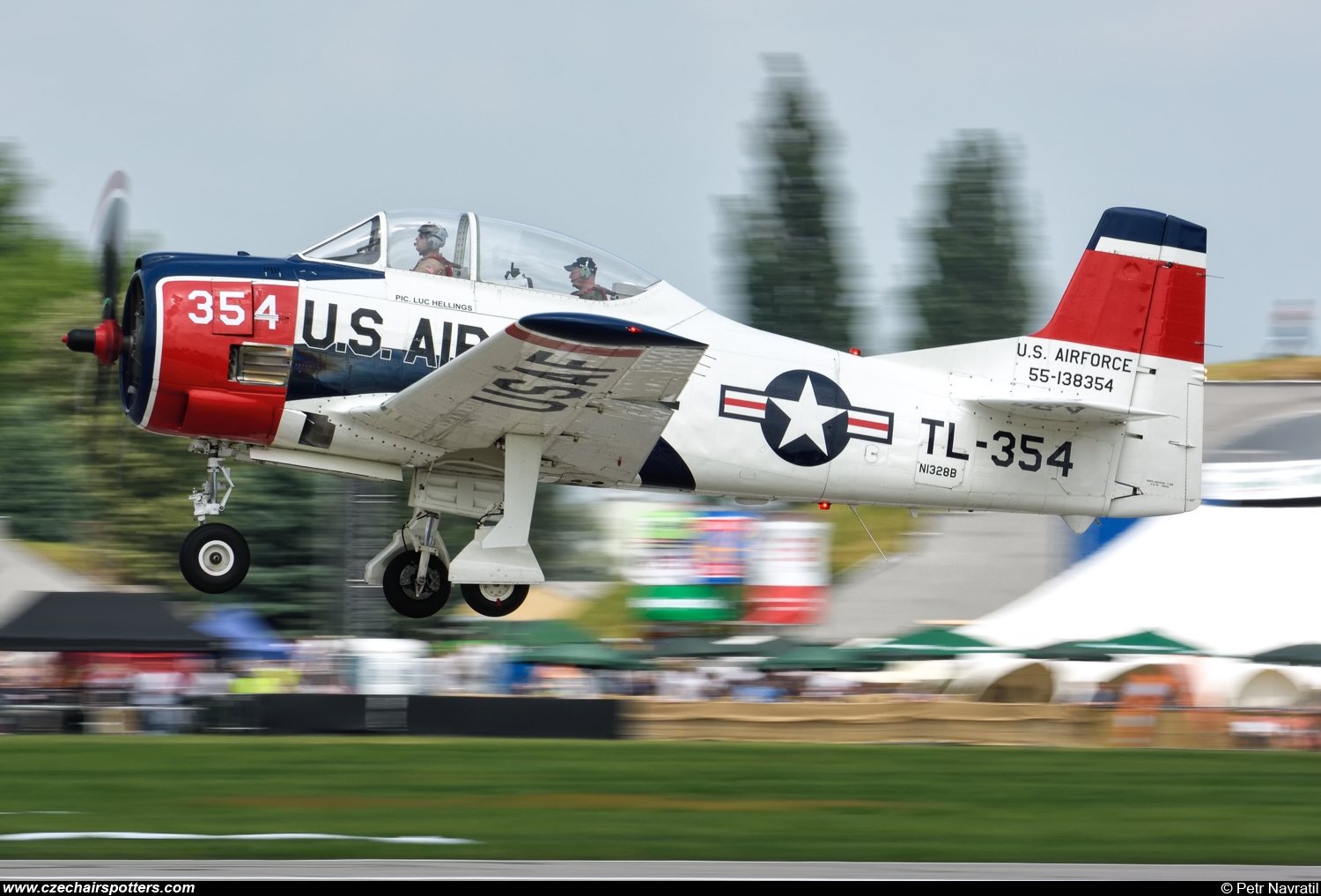 private – North American T-28B Trojan N1328B / 55-138354 / TL-354