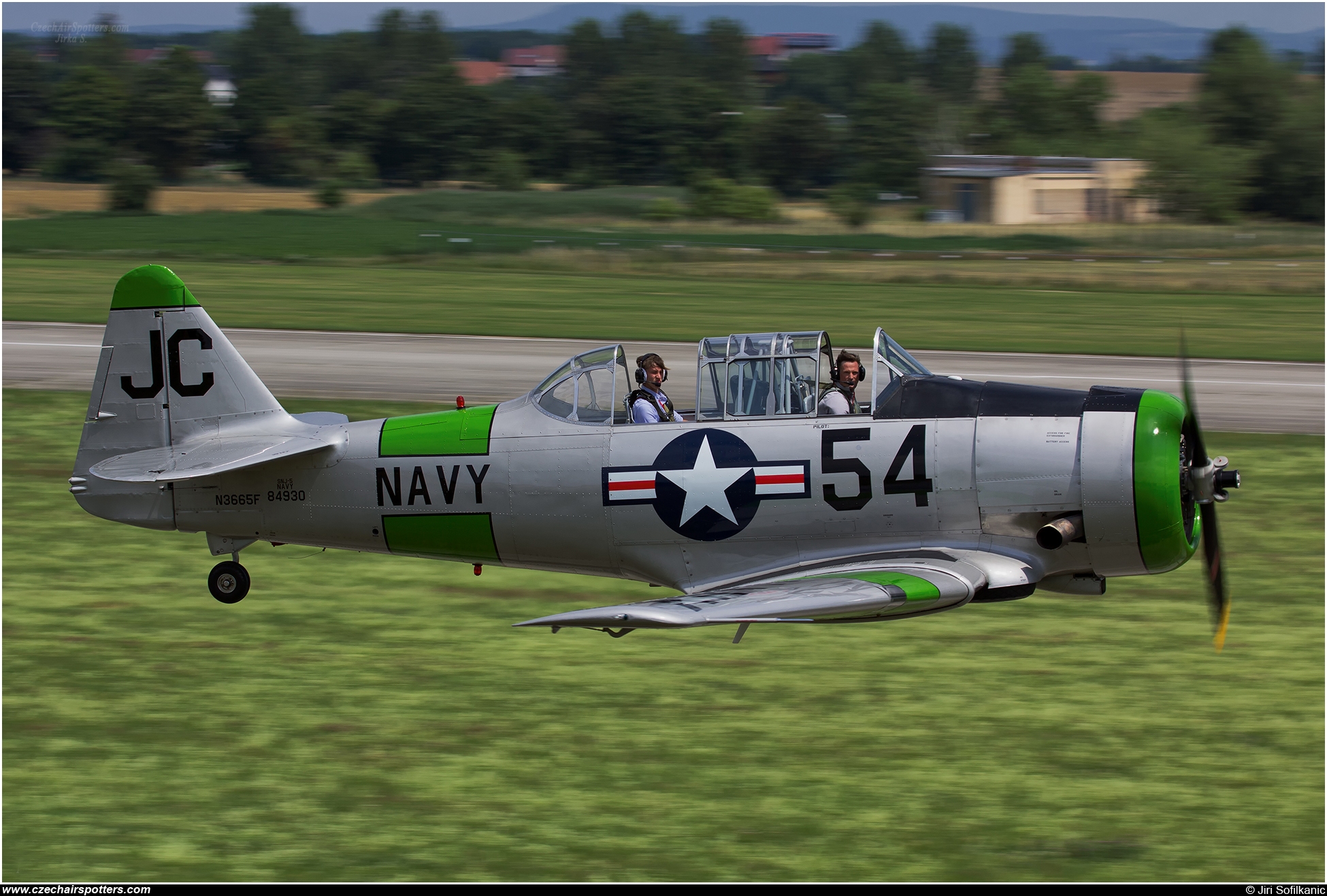 Airtrade &ndash; North American SNJ-5 Texan N3665F / JC-54