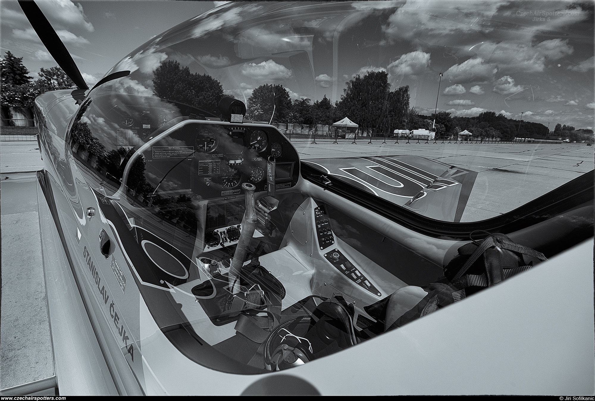 The Flying Bulls Aerobatics Team &ndash; XtremeAir  XA42 OK-FBA