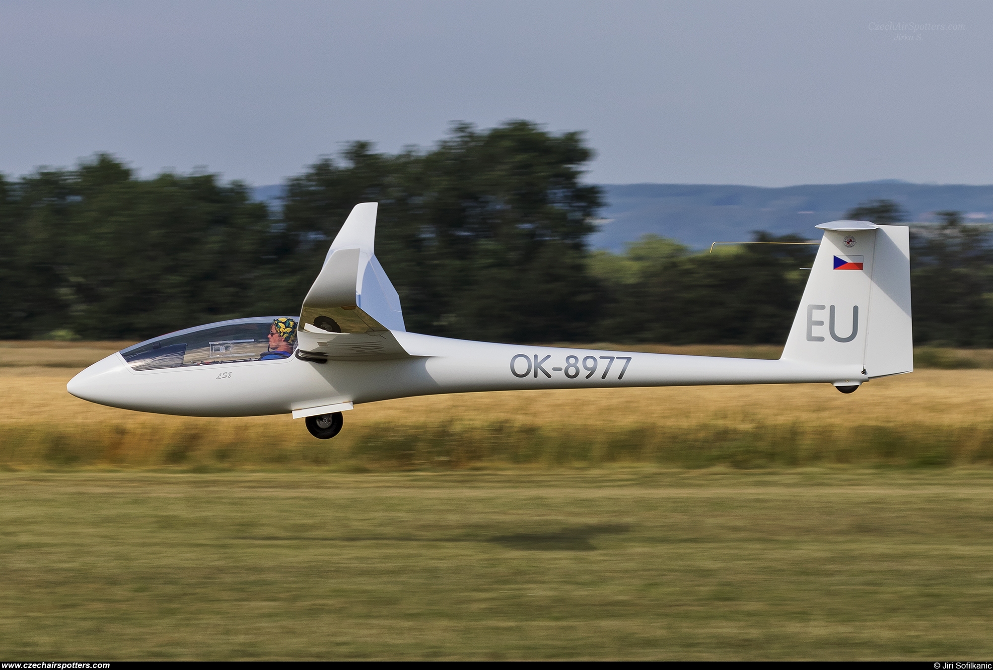 Aeroklub Ceske Republiky &ndash; Rolladen-Schneider LS8-a OK-8977 / EU