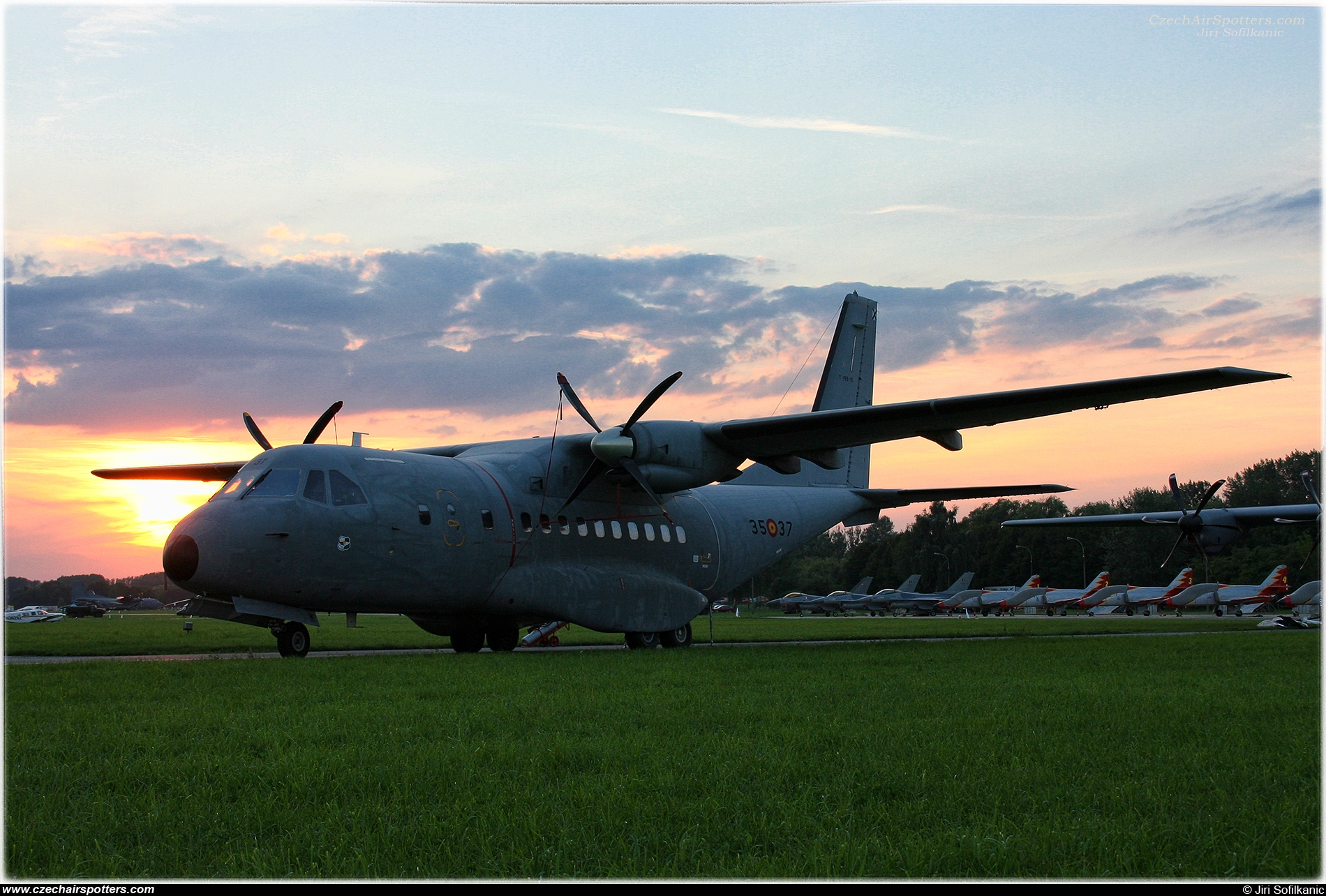 Spain - Air Force &ndash; Airtech CN-235-100M T19B-19 / 35-37 