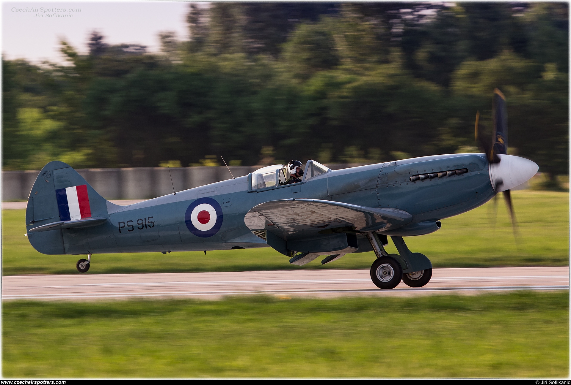 UK - Air Force &ndash; Supermarine Spitfire Mk PR XIX PS915