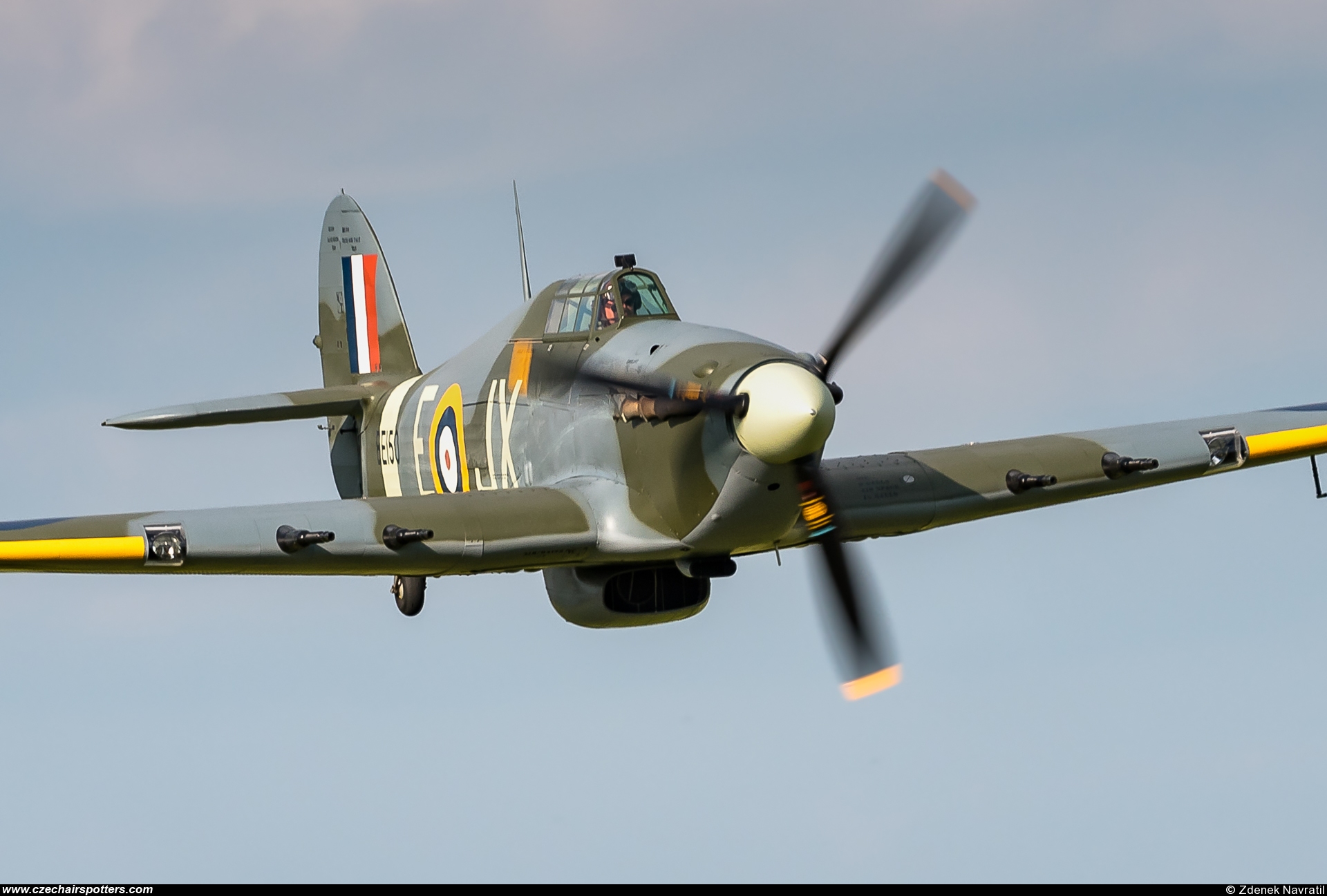 private – Hawker Hurricane Mk IV OO-HUR/JX-E/KZ321