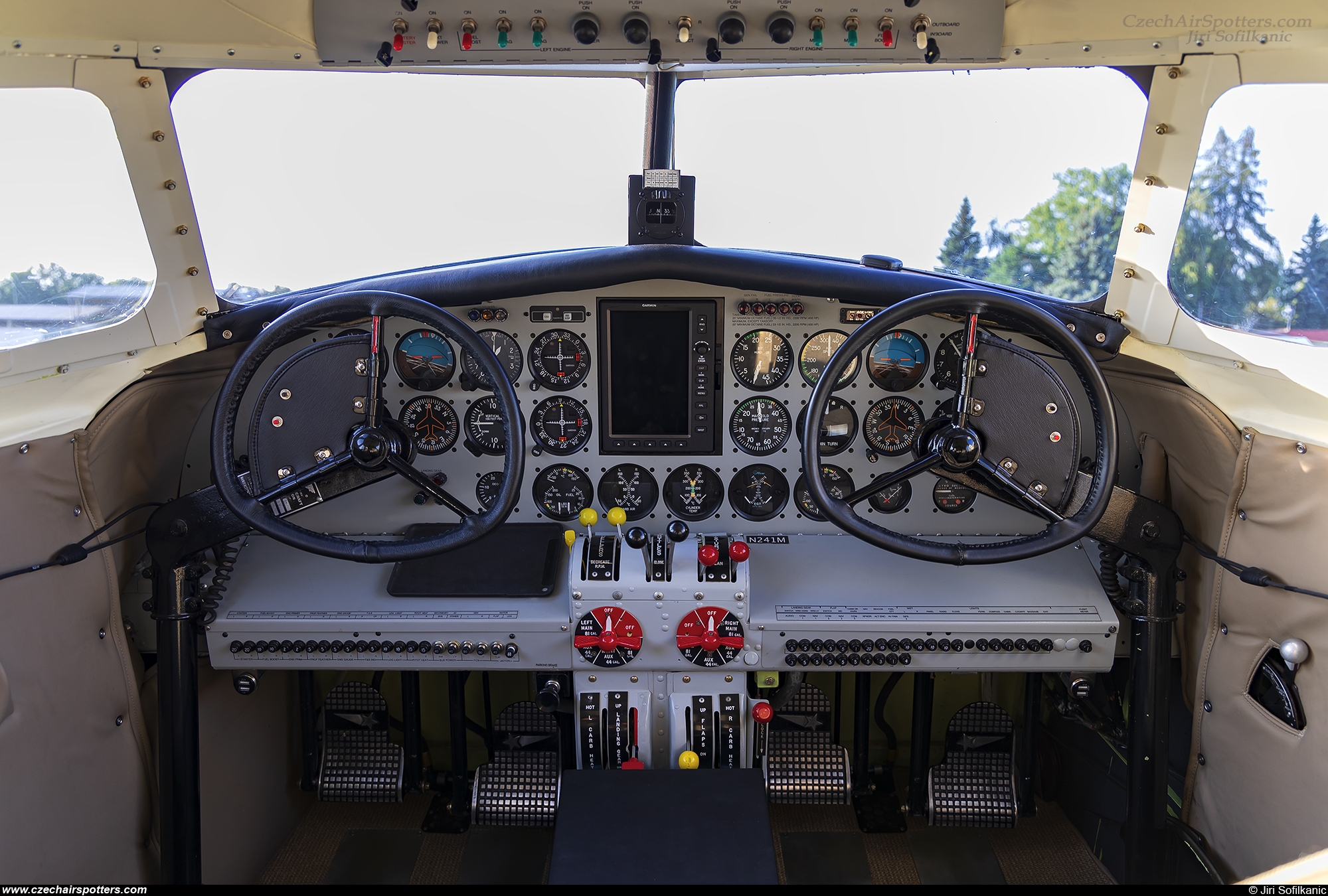 private &ndash; Lockheed 10A Electra N241M/OK-CTB