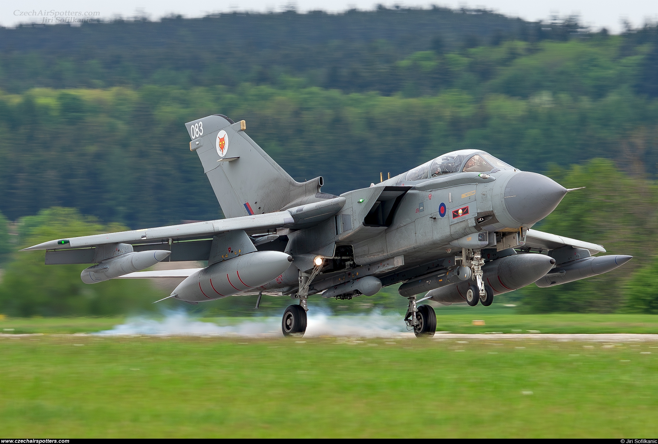UK - Air Force &ndash; Panavia  Tornado GR4 083 / ZD715