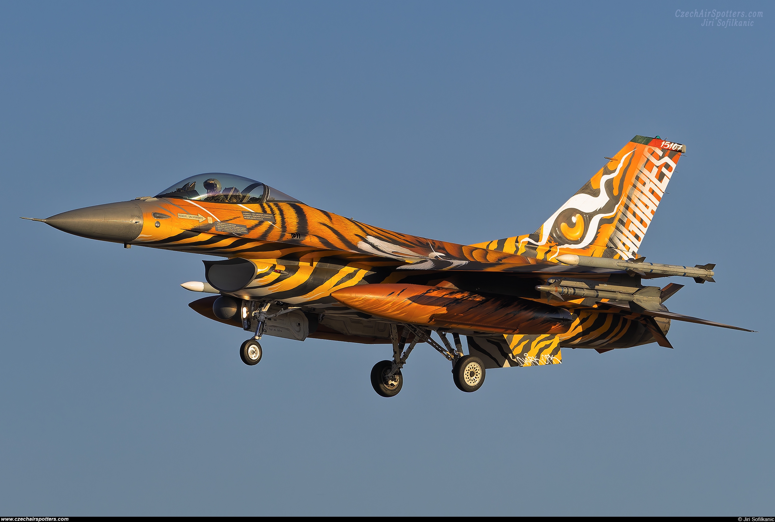 Portugal - Air Force – Lockheed F-16AM Fighting Falcon 15107